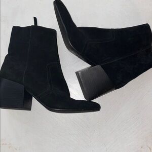 Blondo Black Suede Heeled Boots